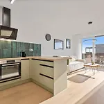Apartamento Modern With Ac And Balcony Modra