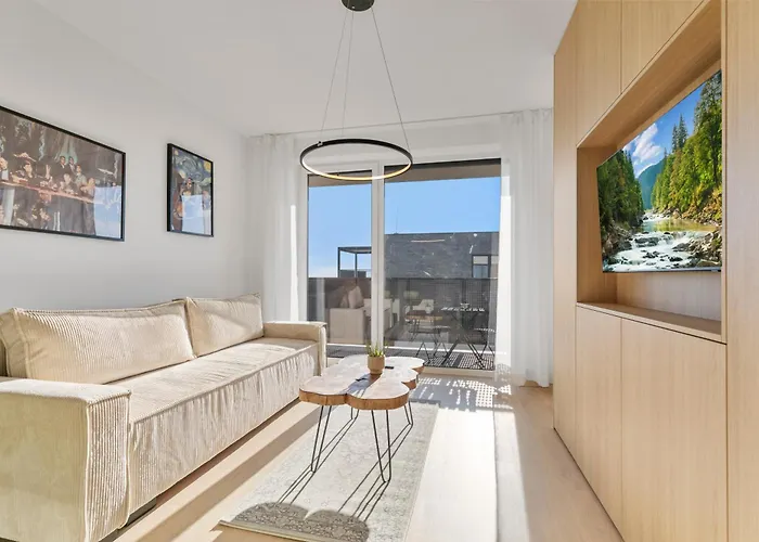 Апартаменты Modern With Ac And Balcony Модра